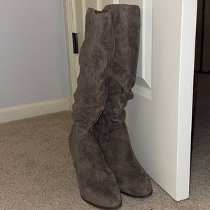 Women’s tall light brown boots